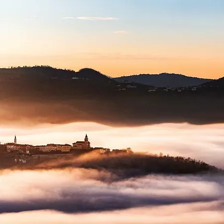 Apartma In Soba Vipavski Kriz Vendégház Ajdovščina