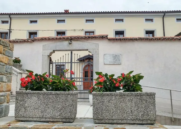 Apartma In Soba Vipavski Kriz Gasthuis Ajdovščina